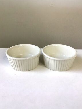 2 Vintage Hall Ramekin Custard Cups 845 Ribbed Creamy White Restaurant Ware